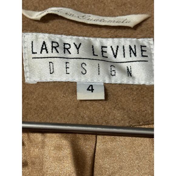 Larry Levine · Camel Hair Coat · Natural Tan/Camel · Size 4· Single Breasted - Picture 5 of 8